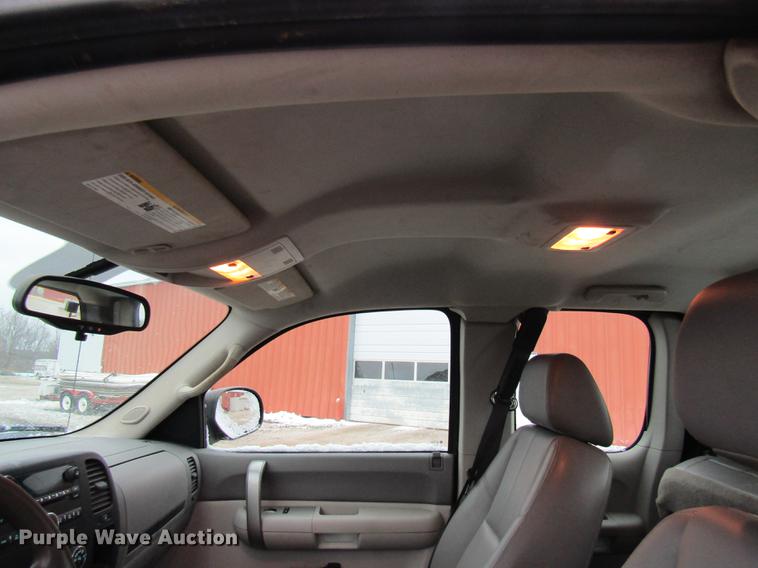 image for item DE5945 2009 Chevrolet Silverado 1500 Ext. Cab pickup truck