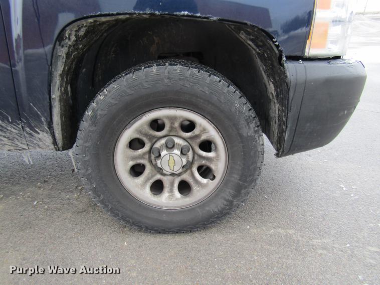 image for item DE5945 2009 Chevrolet Silverado 1500 Ext. Cab pickup truck