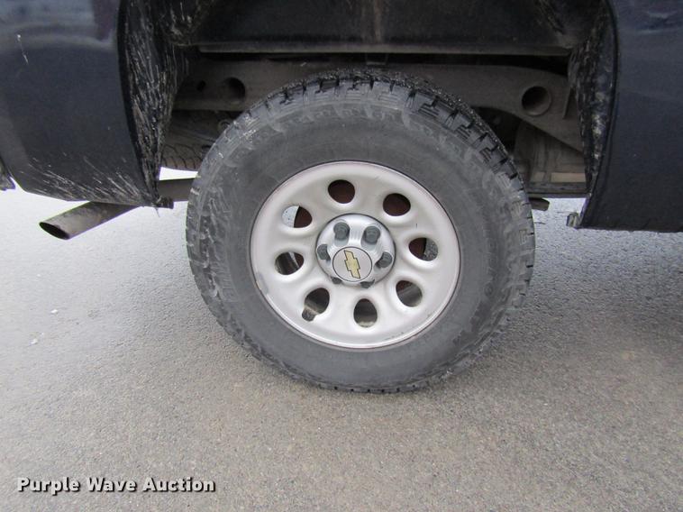 image for item DE5945 2009 Chevrolet Silverado 1500 Ext. Cab pickup truck