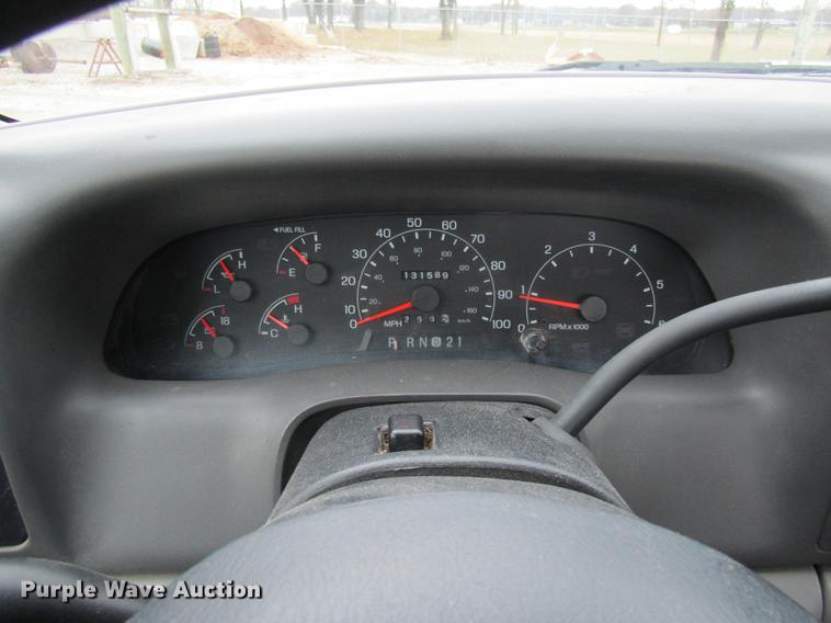 image for item DE5957 2000 Ford F250 Super Duty XL utility bed pickup truck