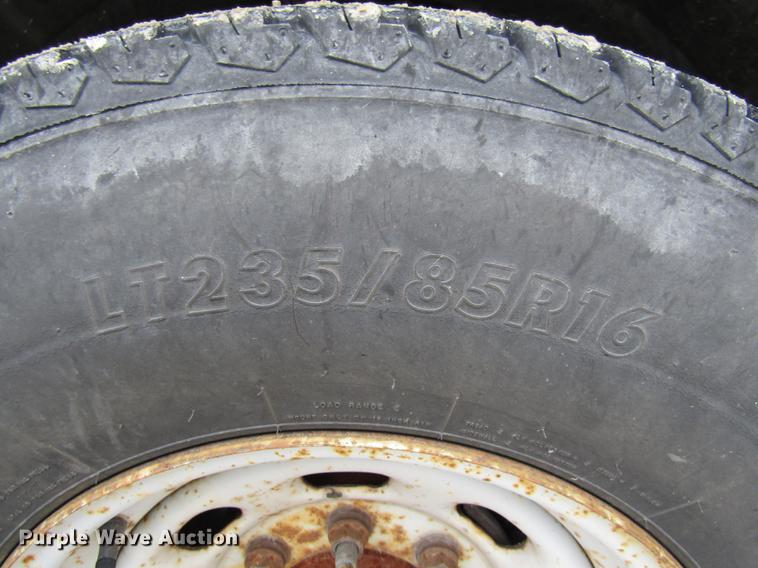 image for item DE5957 2000 Ford F250 Super Duty XL utility bed pickup truck