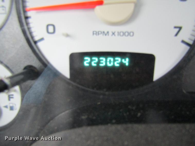 image for item DE5958 2003 Dodge Ram 1500 SLT Quad Cab pickup truck