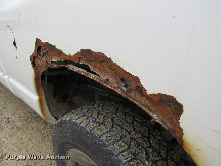 image for item DE5958 2003 Dodge Ram 1500 SLT Quad Cab pickup truck