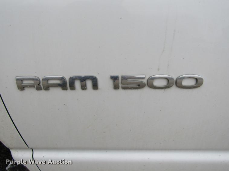 image for item DE5958 2003 Dodge Ram 1500 SLT Quad Cab pickup truck