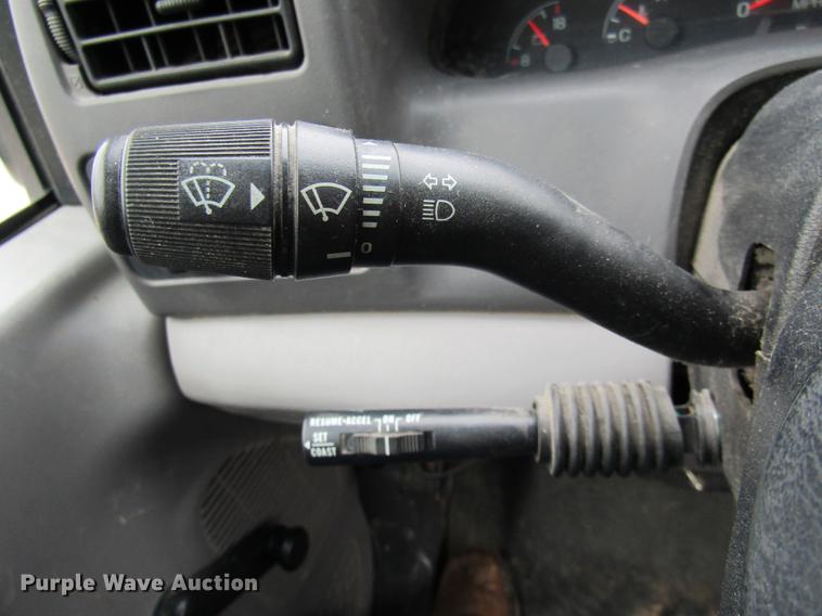 image for item DE5959 1999 Ford F350 Super Duty XL SuperCab utility bed pickup truck