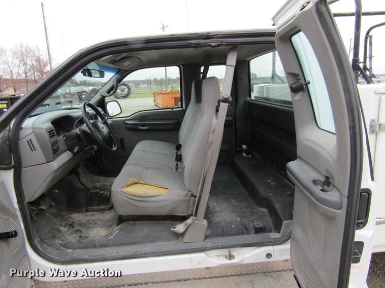 image for item DE5959 1999 Ford F350 Super Duty XL SuperCab utility bed pickup truck