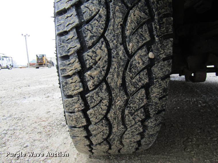 image for item DE5959 1999 Ford F350 Super Duty XL SuperCab utility bed pickup truck