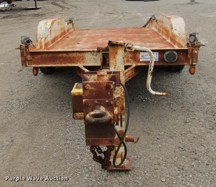image for item DE5960 1990 Butler LT1016 tilt deck equipment trailer