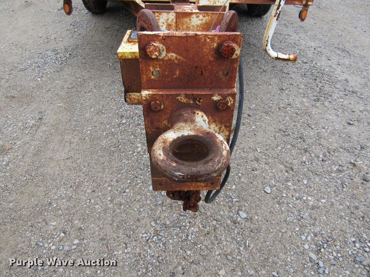 image for item DE5960 1990 Butler LT1016 tilt deck equipment trailer