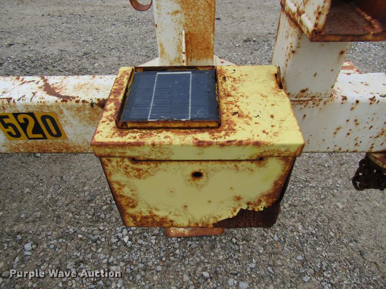 image for item DE5960 1990 Butler LT1016 tilt deck equipment trailer