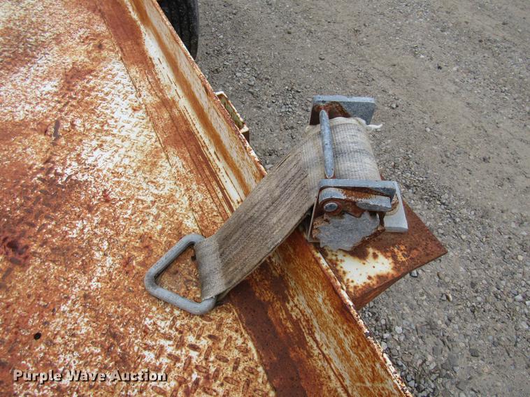 image for item DE5960 1990 Butler LT1016 tilt deck equipment trailer