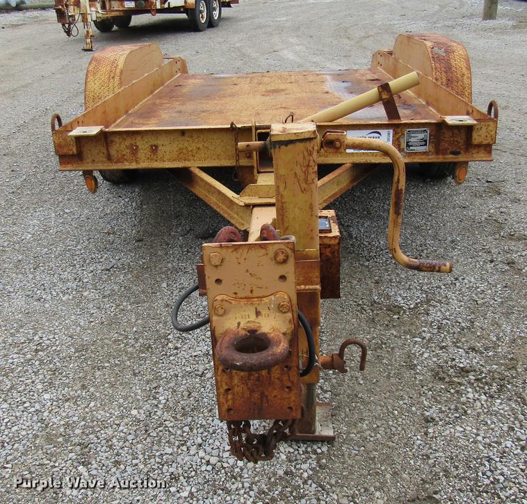 image for item DE5961 1990 Butler tilt deck equipment trailer