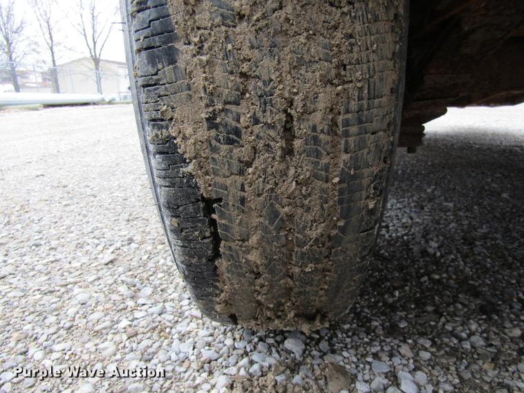 image for item DE5961 1990 Butler tilt deck equipment trailer