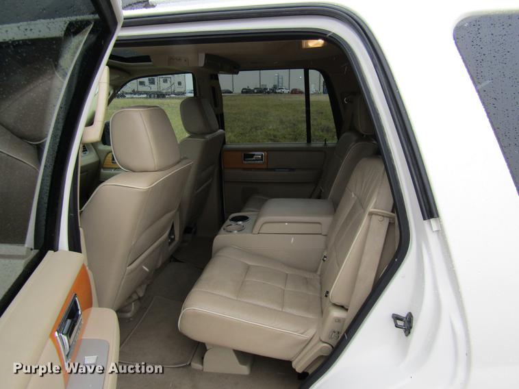 image for item DE5962 2008 Lincoln Navigator SUV