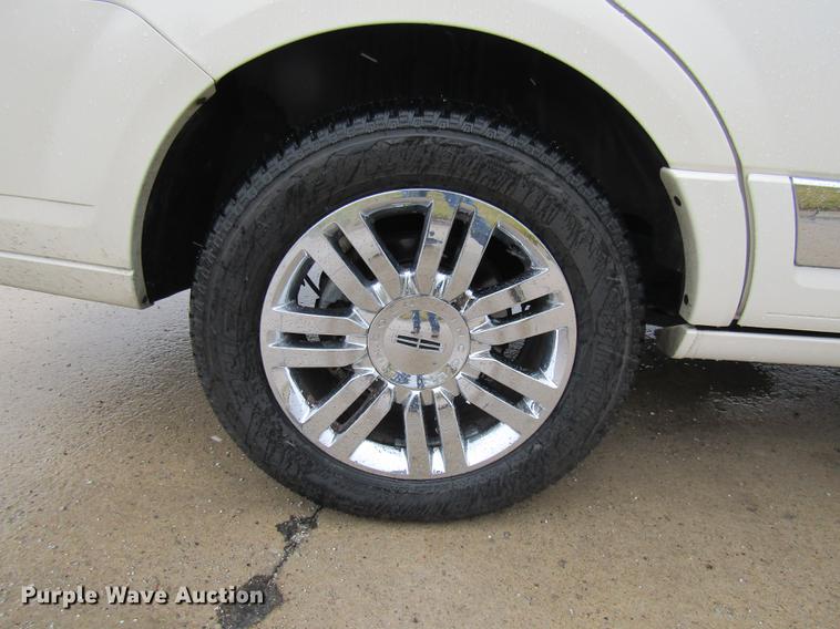 image for item DE5962 2008 Lincoln Navigator SUV