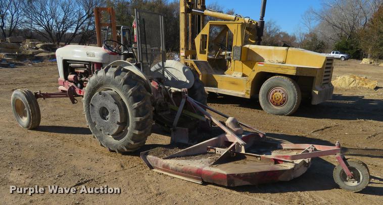 image for item DE6552 Ford 961 Powermaster tractor