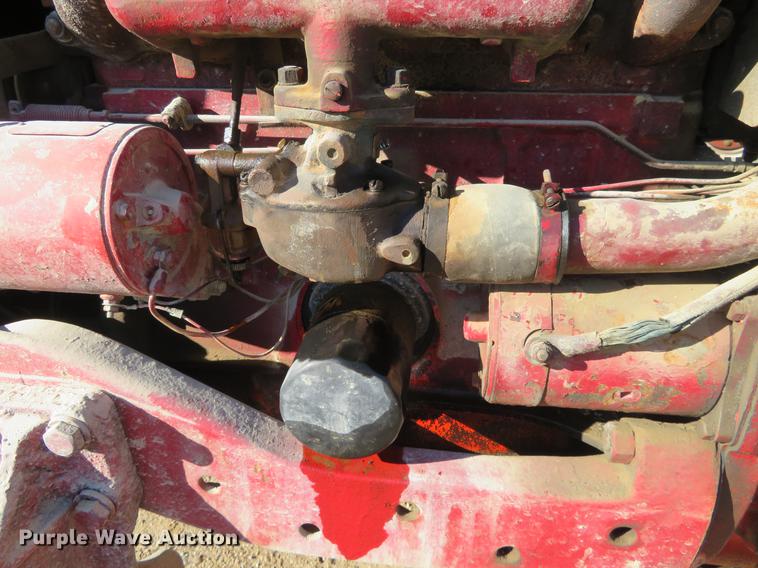 image for item DE6552 Ford 961 Powermaster tractor