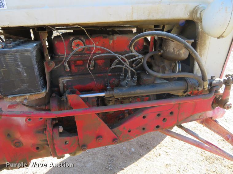 image for item DE6552 Ford 961 Powermaster tractor