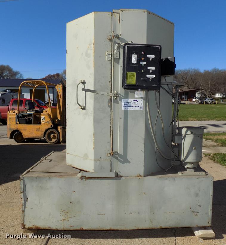 Hotsy 294.V5 parts washer in Glenwood, IA Item DE7539 sold Purple Wave