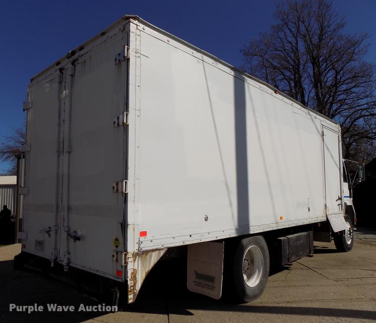 image for item DE7550 2007 Sterling SC8000 shredder box truck