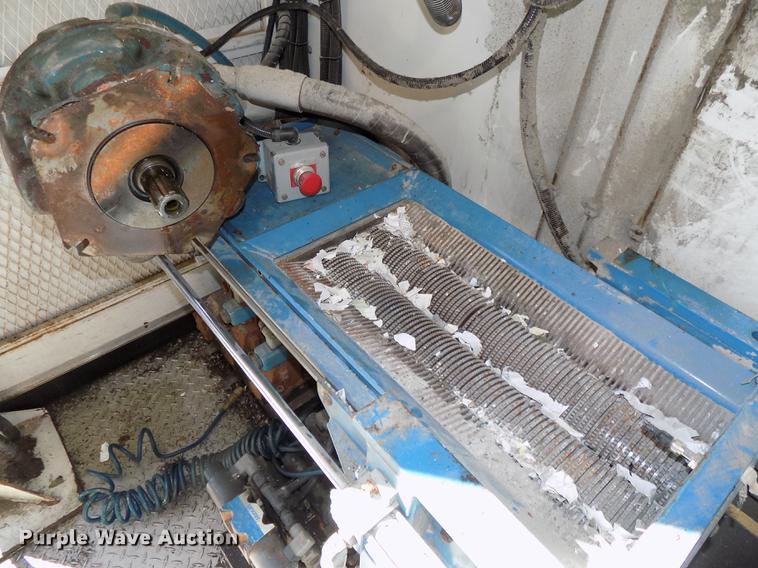 image for item DE7550 2007 Sterling SC8000 shredder box truck