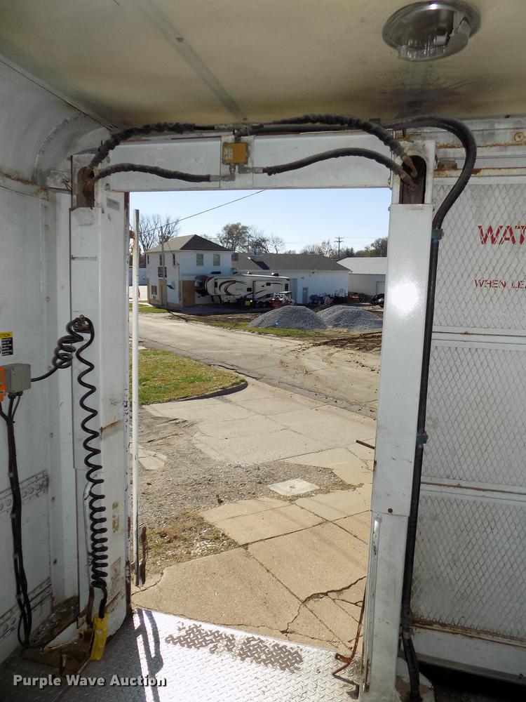 image for item DE7550 2007 Sterling SC8000 shredder box truck