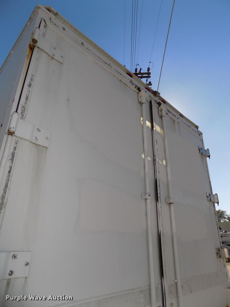 image for item DE7550 2007 Sterling SC8000 shredder box truck