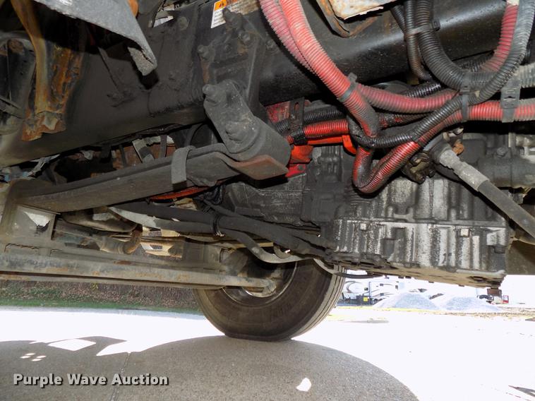 image for item DE7550 2007 Sterling SC8000 shredder box truck