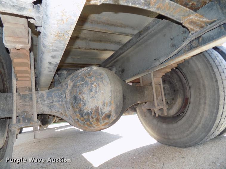 image for item DE7550 2007 Sterling SC8000 shredder box truck