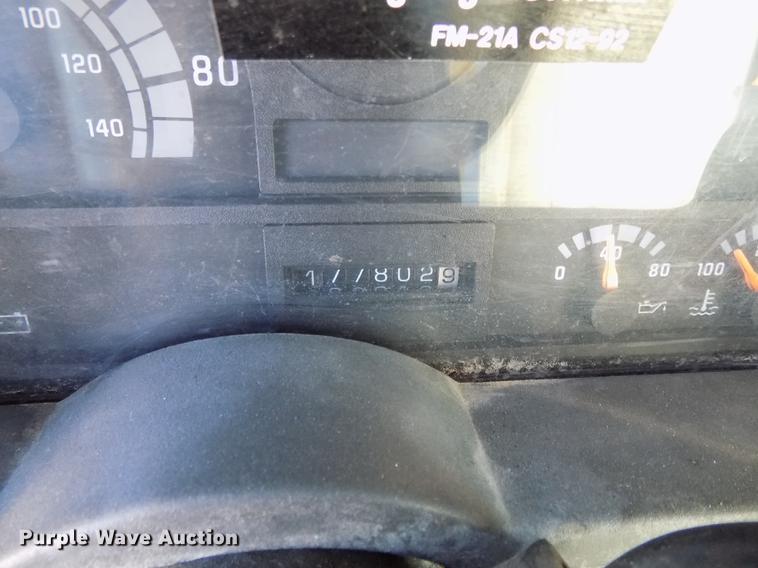 image for item DE7554 1993 GMC TopKick C5500 Lo Pro box truck