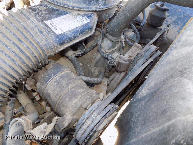 image for item DE7554 1993 GMC TopKick C5500 Lo Pro box truck