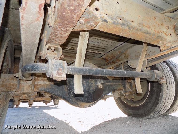 image for item DE7554 1993 GMC TopKick C5500 Lo Pro box truck