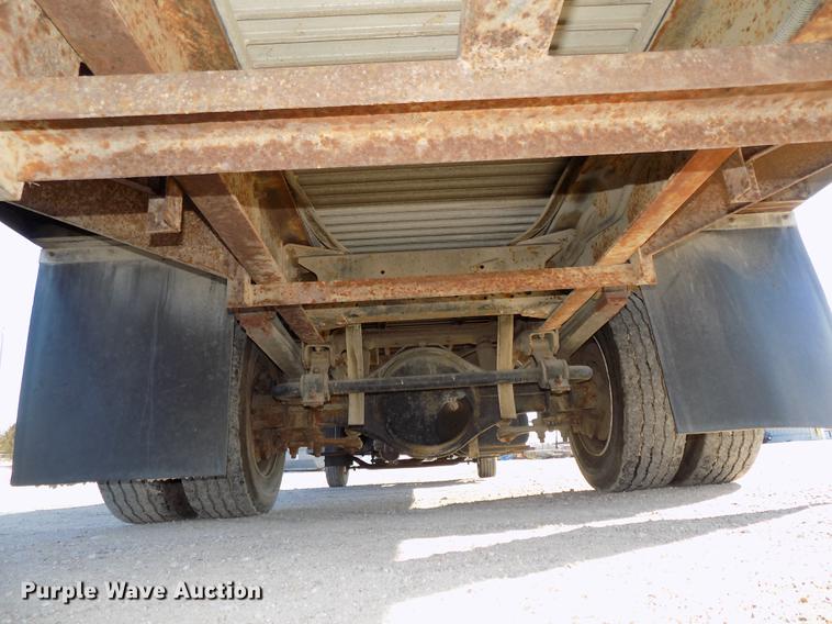 image for item DE7554 1993 GMC TopKick C5500 Lo Pro box truck