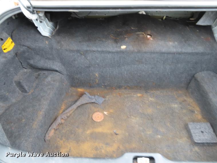 image for item DF1293 2004 Ford Crown Victoria Police Interceptor