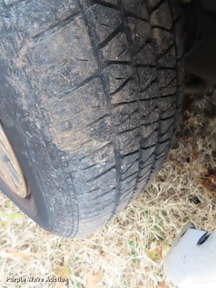 image for item DF1293 2004 Ford Crown Victoria Police Interceptor