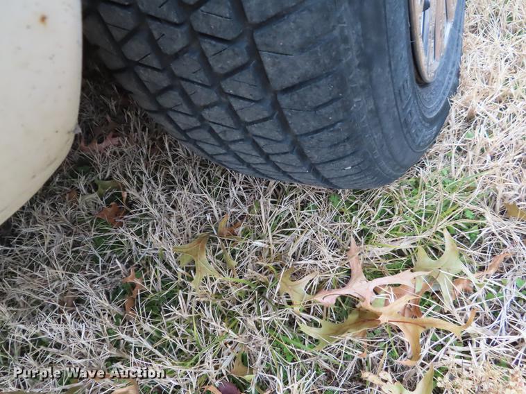 image for item DF1293 2004 Ford Crown Victoria Police Interceptor