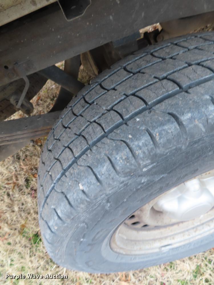 image for item DF1295 1998 Ford F150 pickup truck