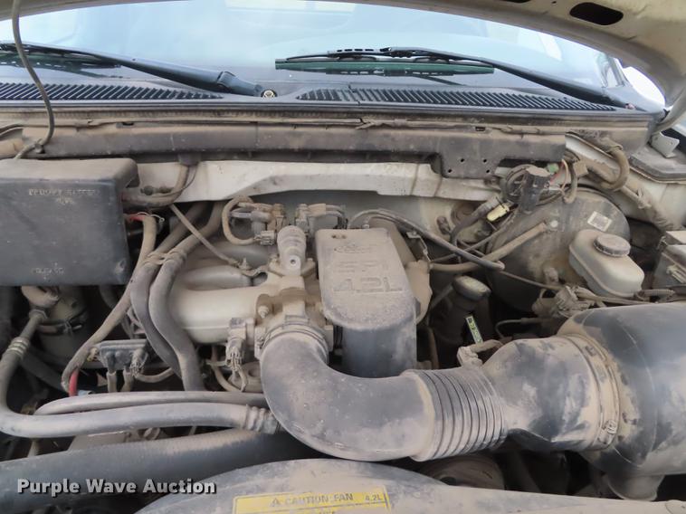 image for item DF1295 1998 Ford F150 pickup truck