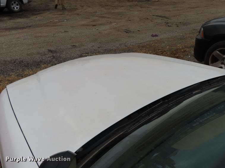 image for item DF1300 2005 Ford Crown Victoria Police Interceptor