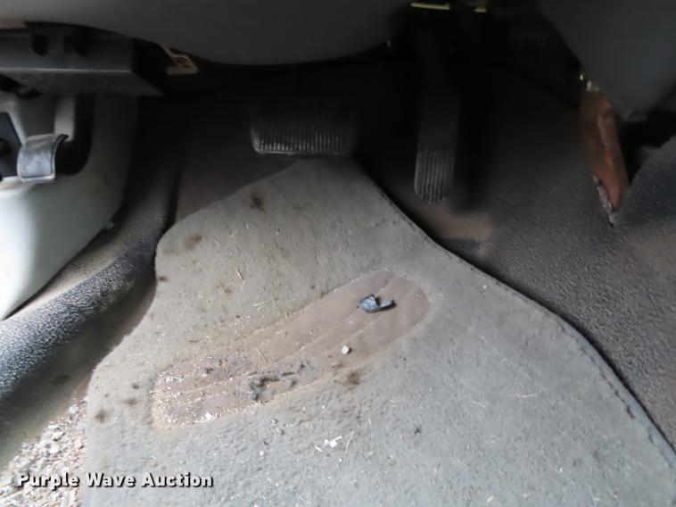 image for item DF1300 2005 Ford Crown Victoria Police Interceptor