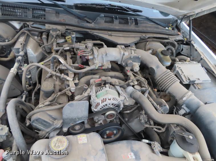 image for item DF1300 2005 Ford Crown Victoria Police Interceptor