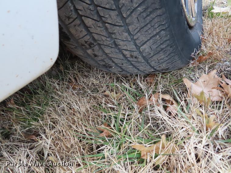 image for item DF1300 2005 Ford Crown Victoria Police Interceptor