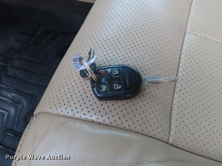 image for item DF1305 2011 Ford F150 SuperCrew pickup truck