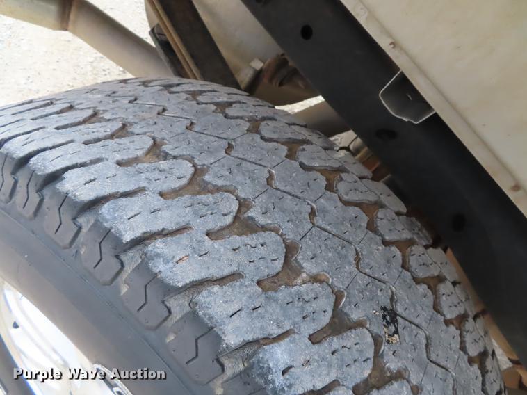 image for item DF1305 2011 Ford F150 SuperCrew pickup truck