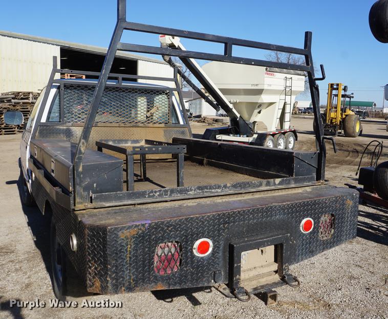 image for item DF1636 1990 Chevrolet 2500 flatbed pickup truck