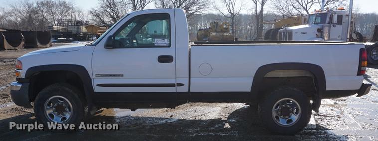 image for item DF1661 2007 GMC Sierra 2500HD pickup truck