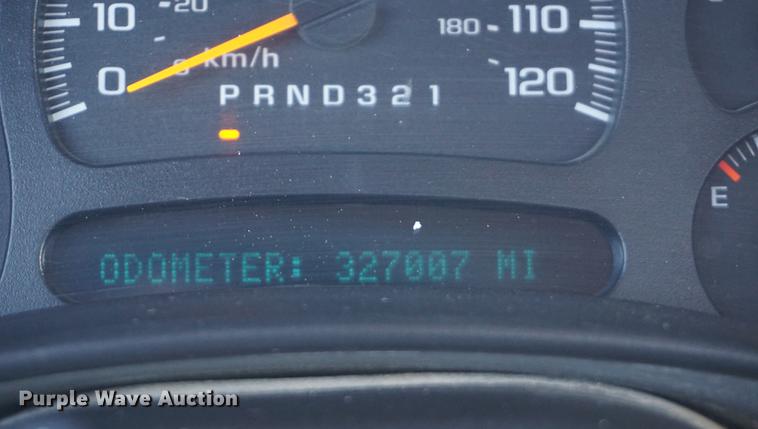 image for item DF1661 2007 GMC Sierra 2500HD pickup truck