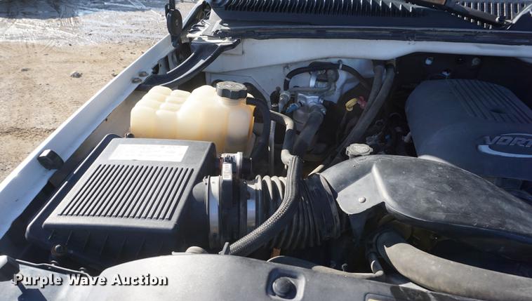 image for item DF1661 2007 GMC Sierra 2500HD pickup truck