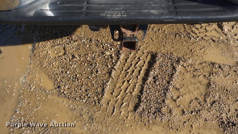 image for item DF1661 2007 GMC Sierra 2500HD pickup truck