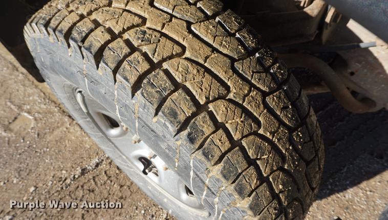 image for item DF1661 2007 GMC Sierra 2500HD pickup truck